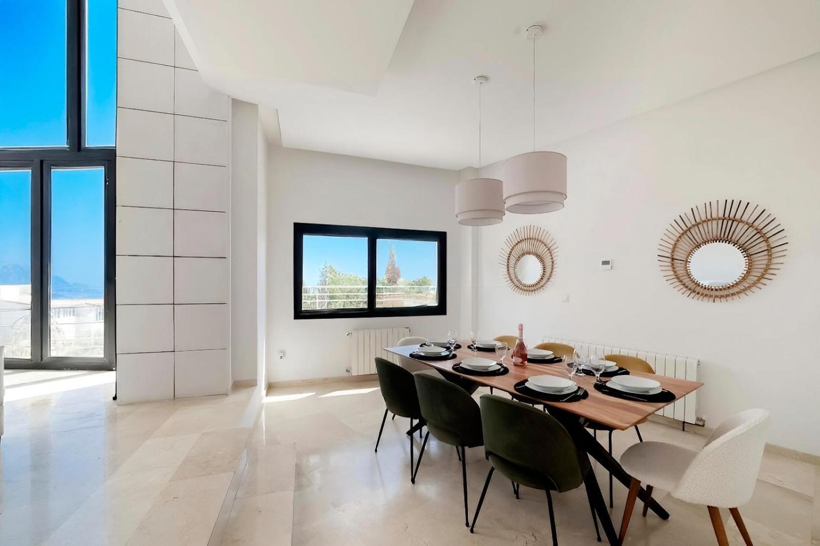 Villa With Sea View In Alicante