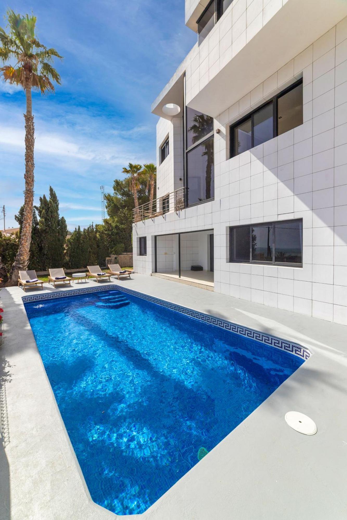 With Sea View In Alicante Villa El Campello
