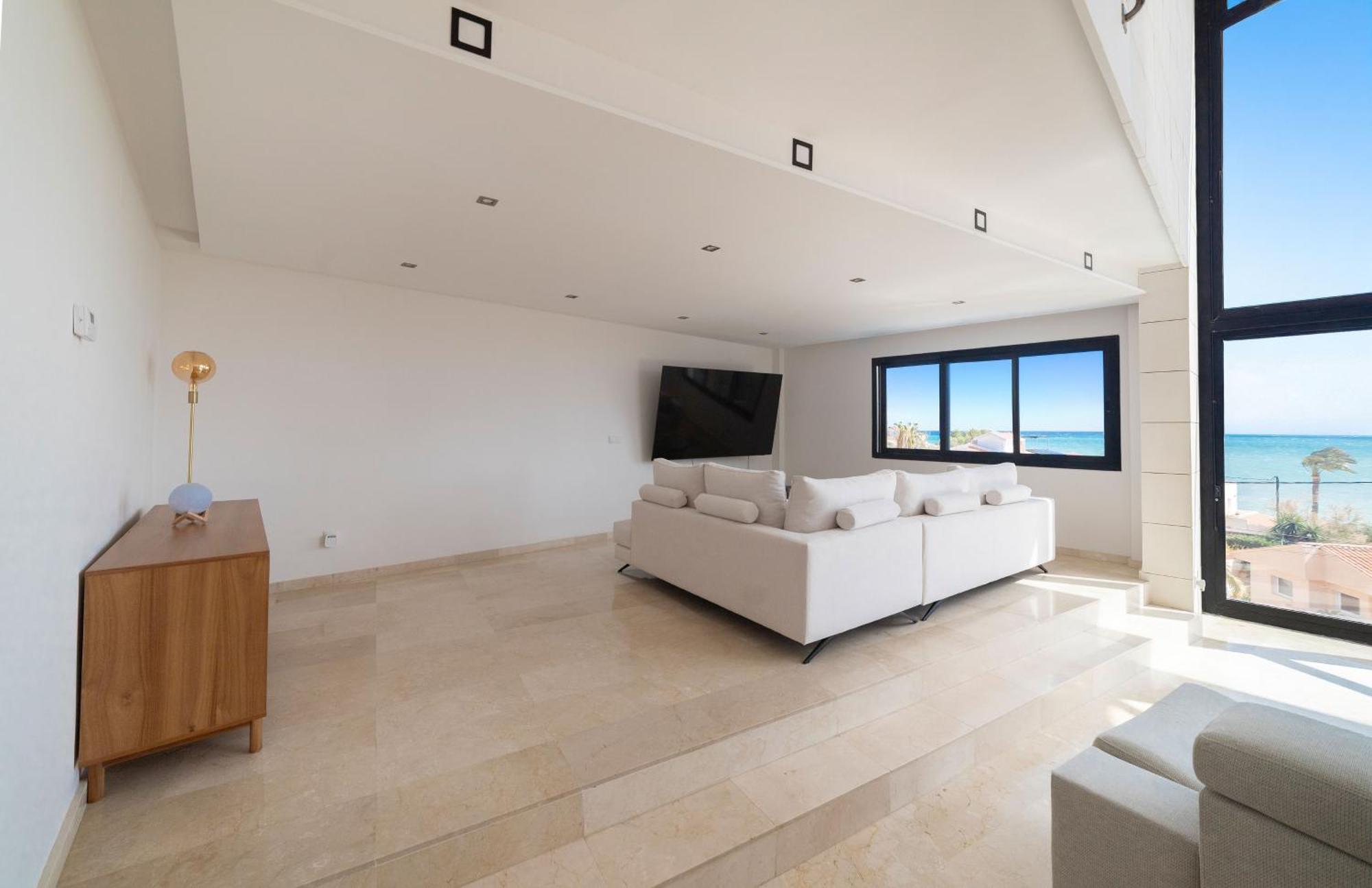 With Sea View In Alicante Villa El Campello